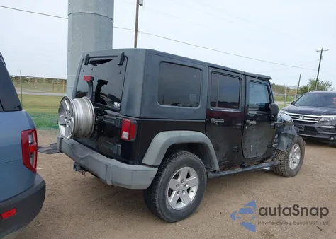2008 Jeep Wrangler Unlimited X из США, поврежденный, VIN 1J4GA39198L646795